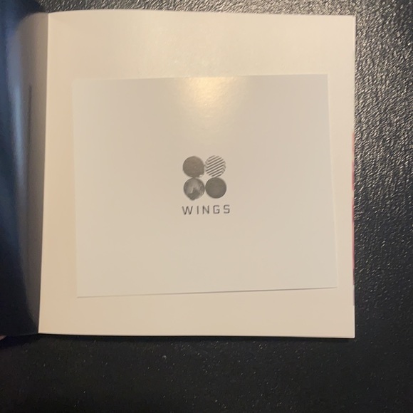 Wings Album Ver. (N) - Picture 3 of 3